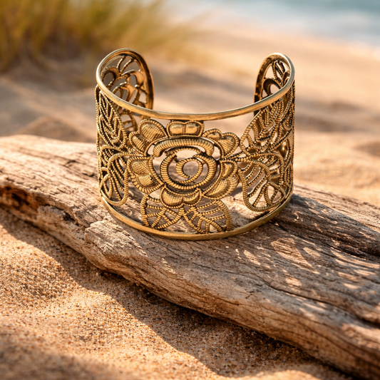 Vintage Hollow Flower Bangle – Timeless Romance